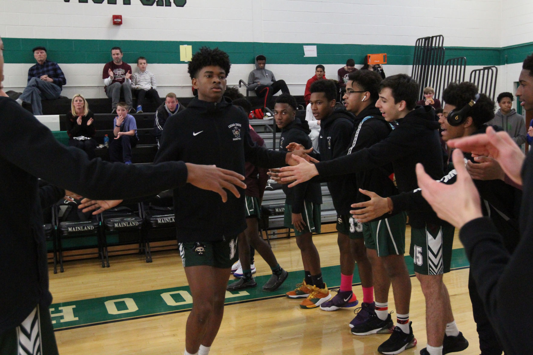 Mainland Cedar Creek boys basketball